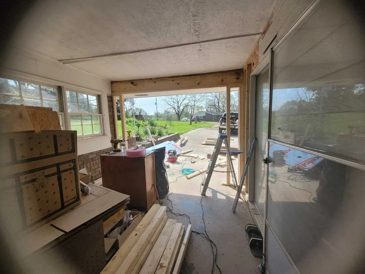 Air movers and dehumidifier for Water Mitigation Services in Taylor